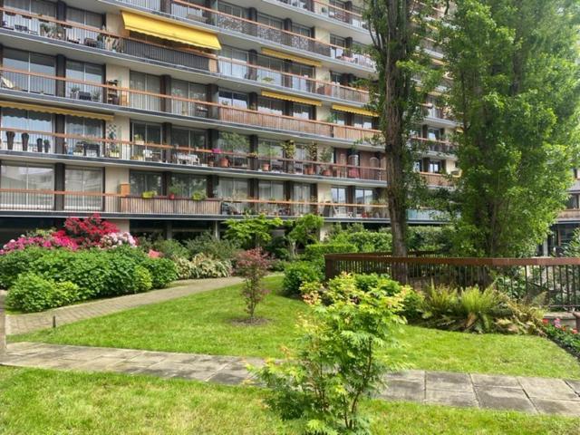 T2 Lumineux Avec Terrasse Apartment Boulogne-Billancourt Exterior photo